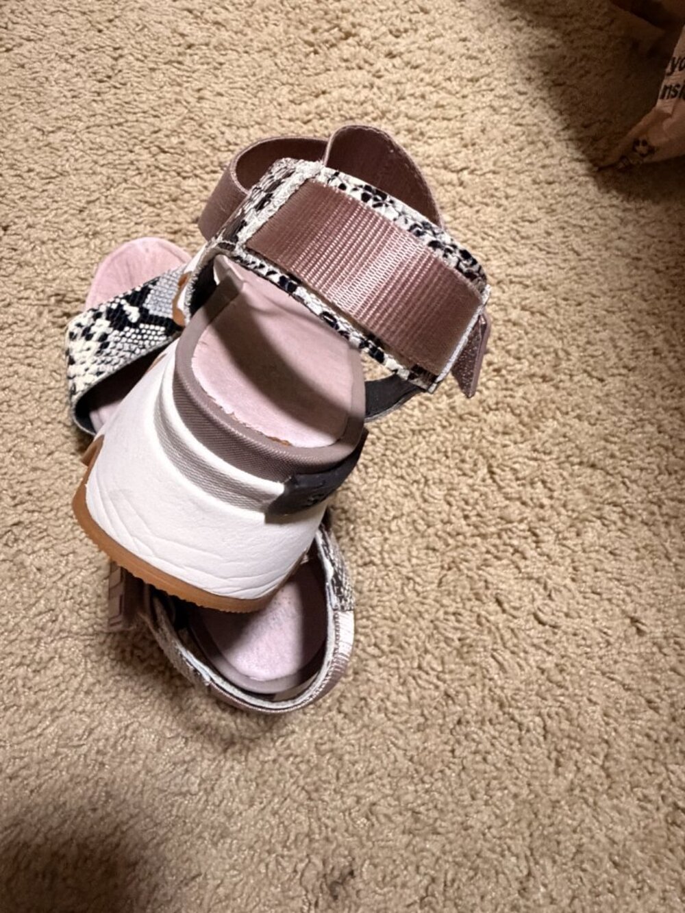 SOREL Kinetic Sandals Snake Print Pink Platform Sandals - SIZE 7 - Picture 2 of 5